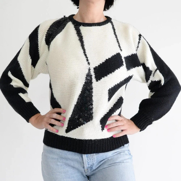Vintage  Liana Petites Black & Cream Geometric Shapes Knit Crewneck Sweater S - Picture 3 of 13